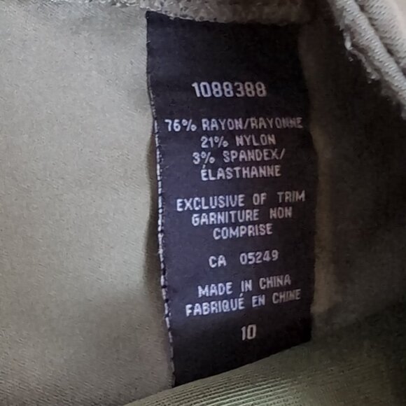 3/$20 SC&Co Pull On Ankle Pants Tummy Control Comfort 4 Way Stretch Size 10 - Picture 8 of 12